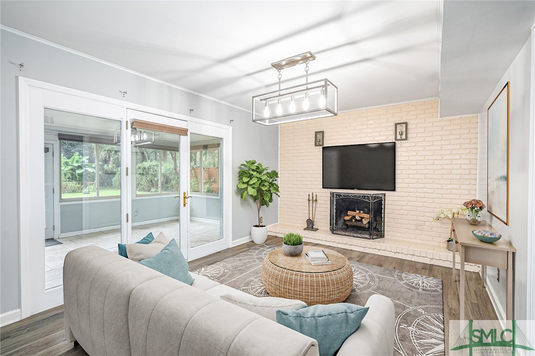 1013 Ashley Road