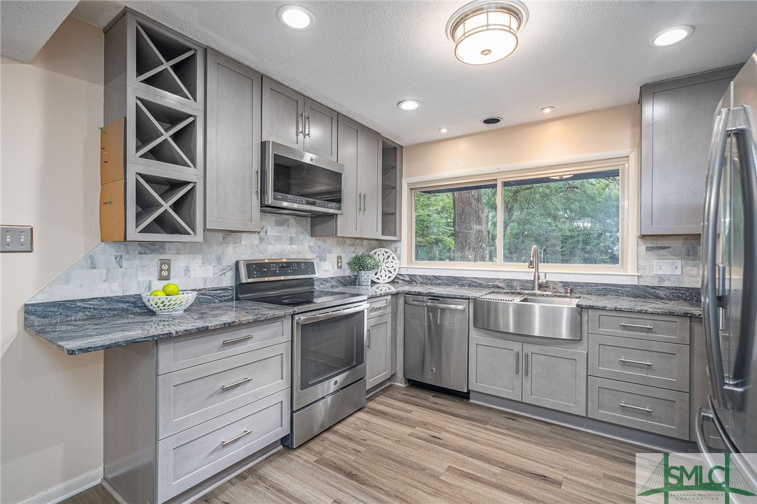 1013 Ashley Road