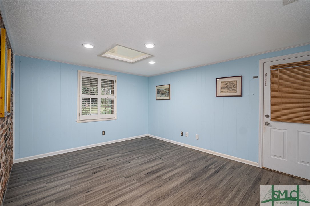 1013 Ashley Road