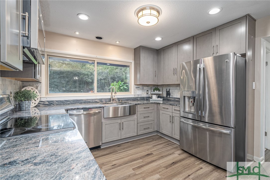 1013 Ashley Road