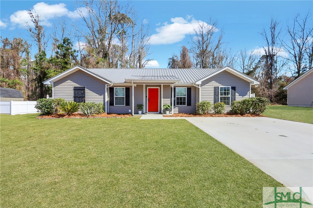 227 Pecan Point Road E