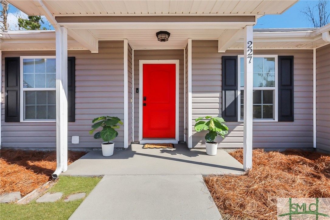 227 Pecan Point Road E