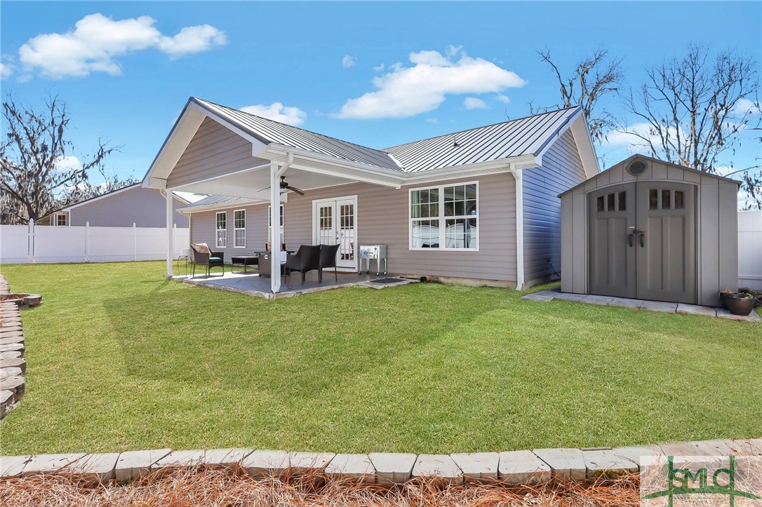 227 Pecan Point Road E