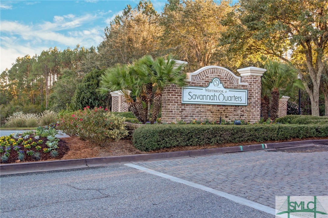 105 Waterside Lane
