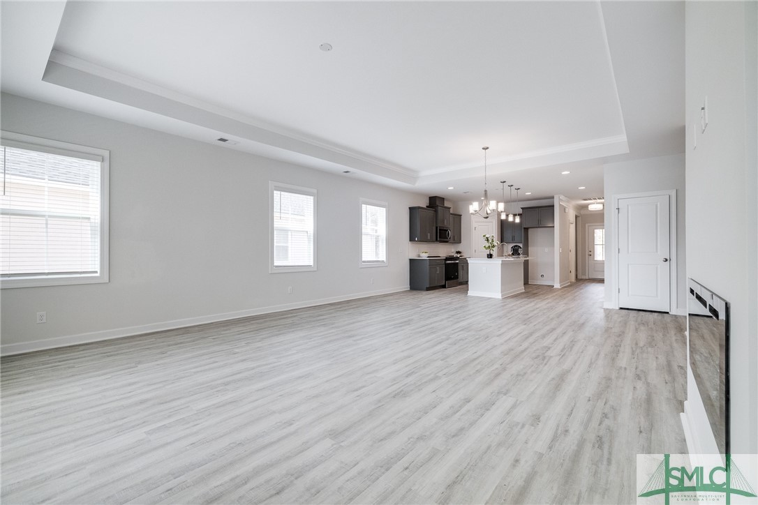 105 Waterside Lane