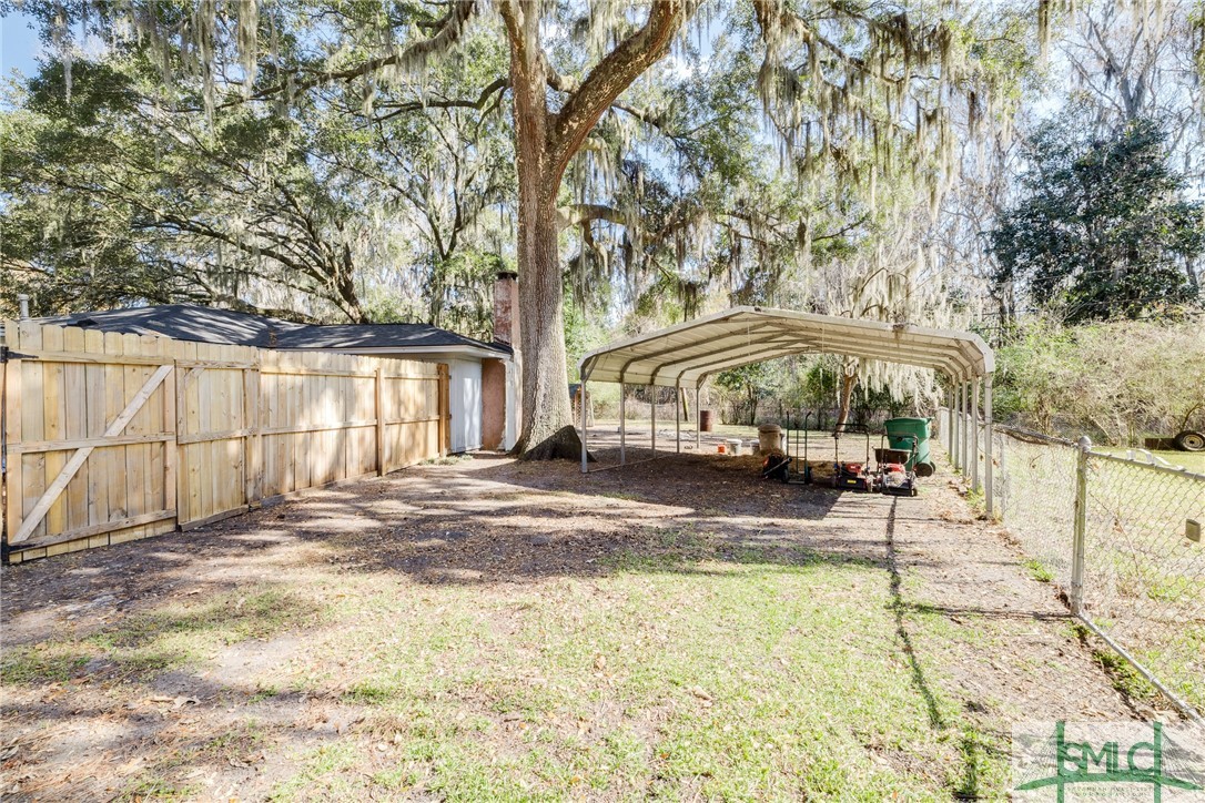 1711 Kings Way