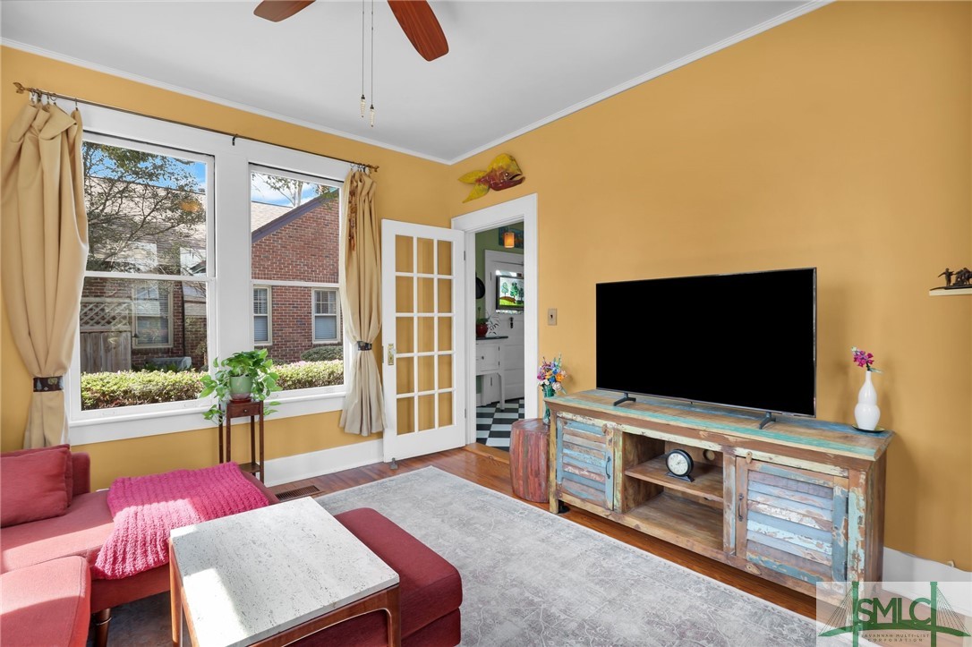 435 E 52nd Street