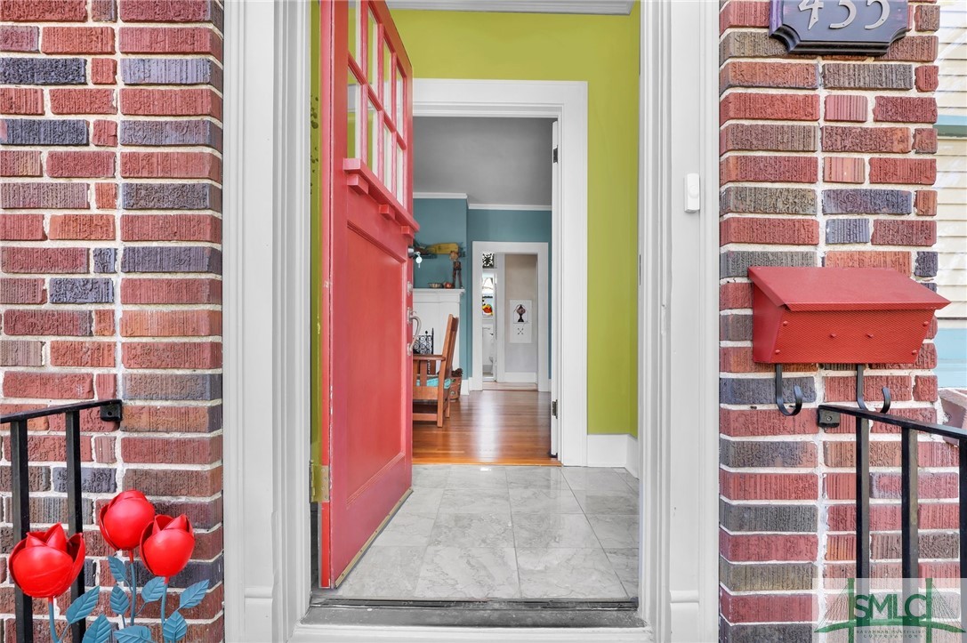 435 E 52nd Street