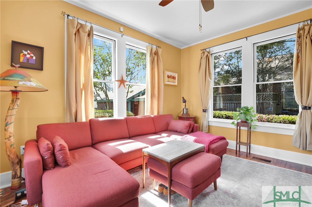 435 E 52nd Street