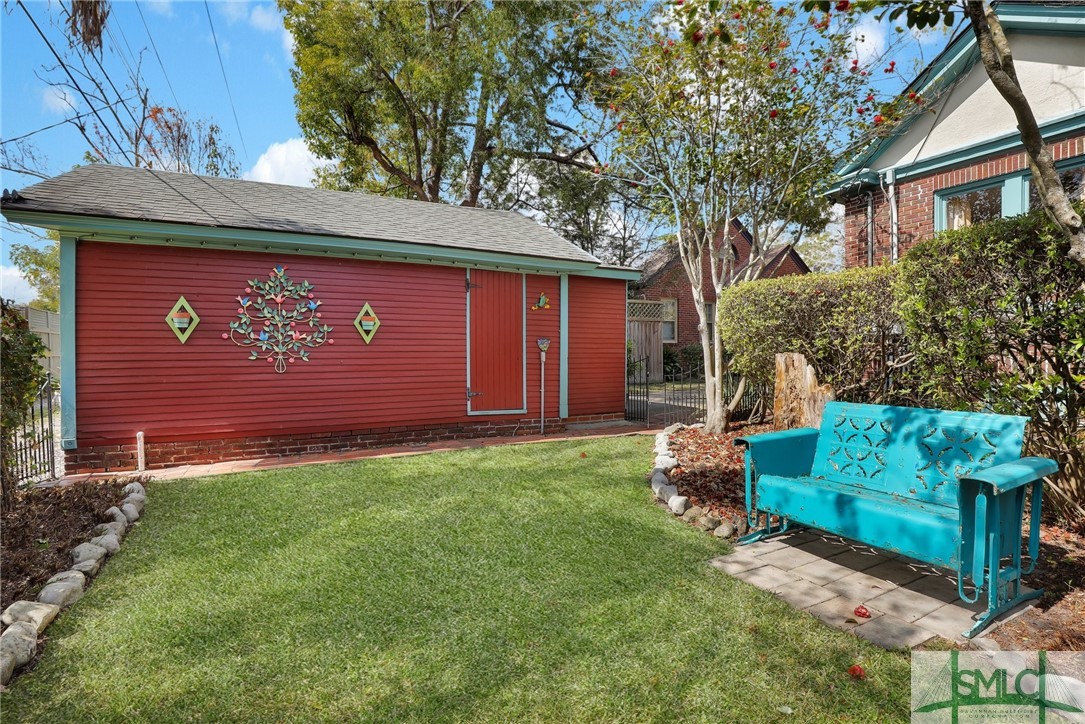 435 E 52nd Street