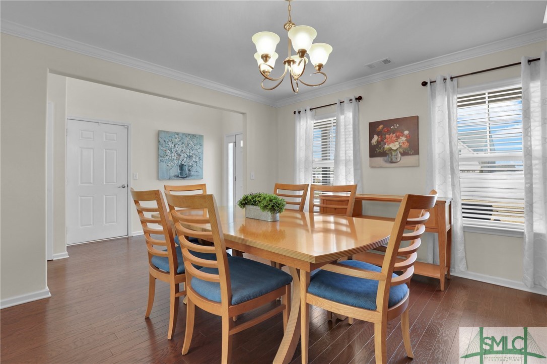 13 Roseberry Circle