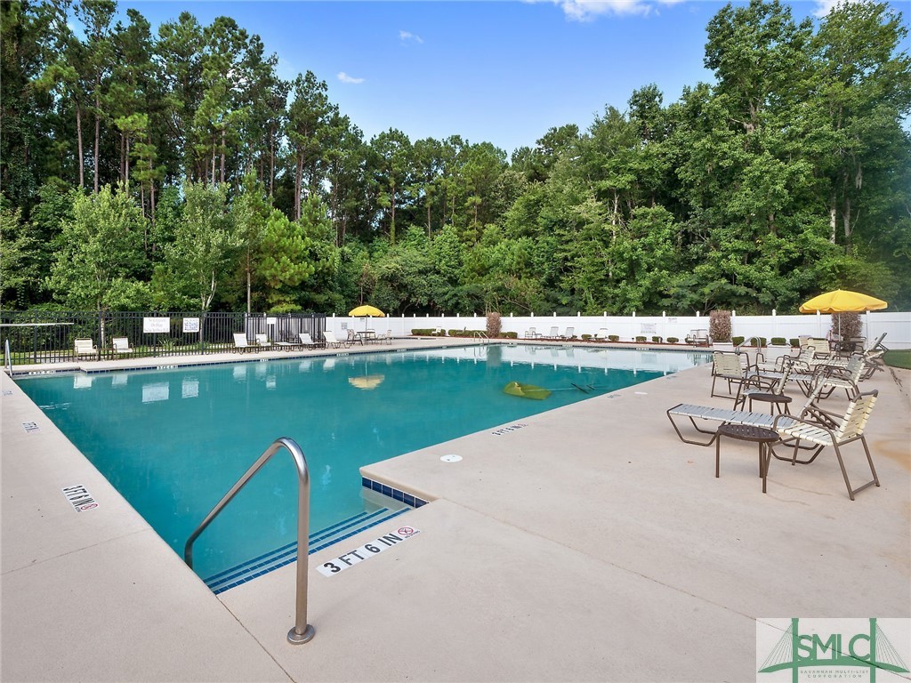 13 Roseberry Circle