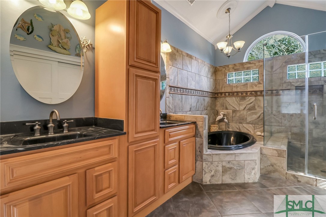 112 Copperfield Drive N