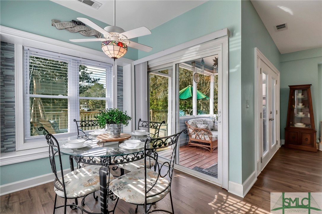 112 Copperfield Drive N