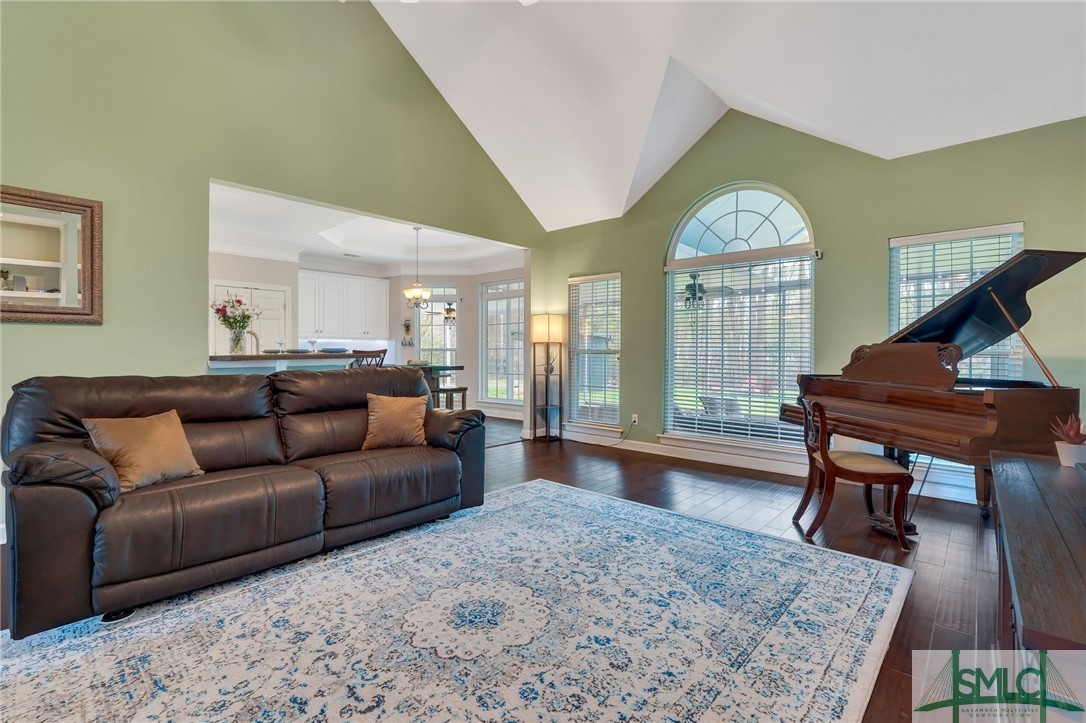 215 McLaughlin Court