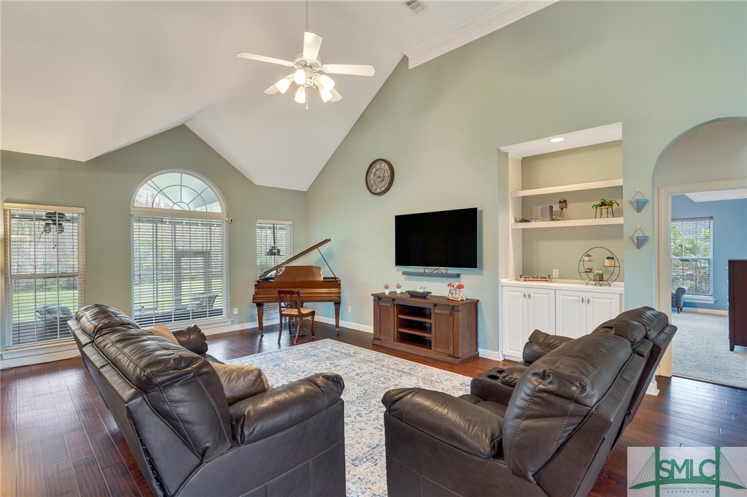 215 McLaughlin Court