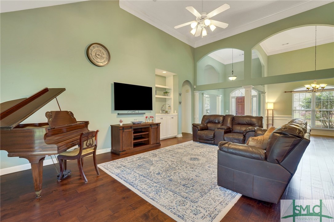 215 McLaughlin Court