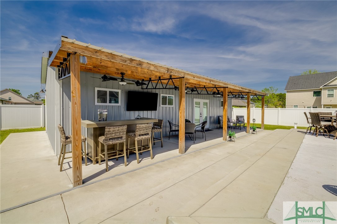 106 Meadowlands Drive