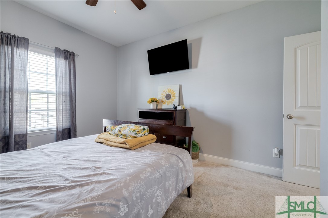 106 Meadowlands Drive