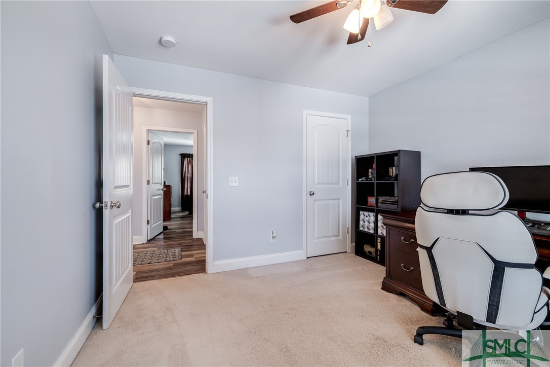 106 Meadowlands Drive