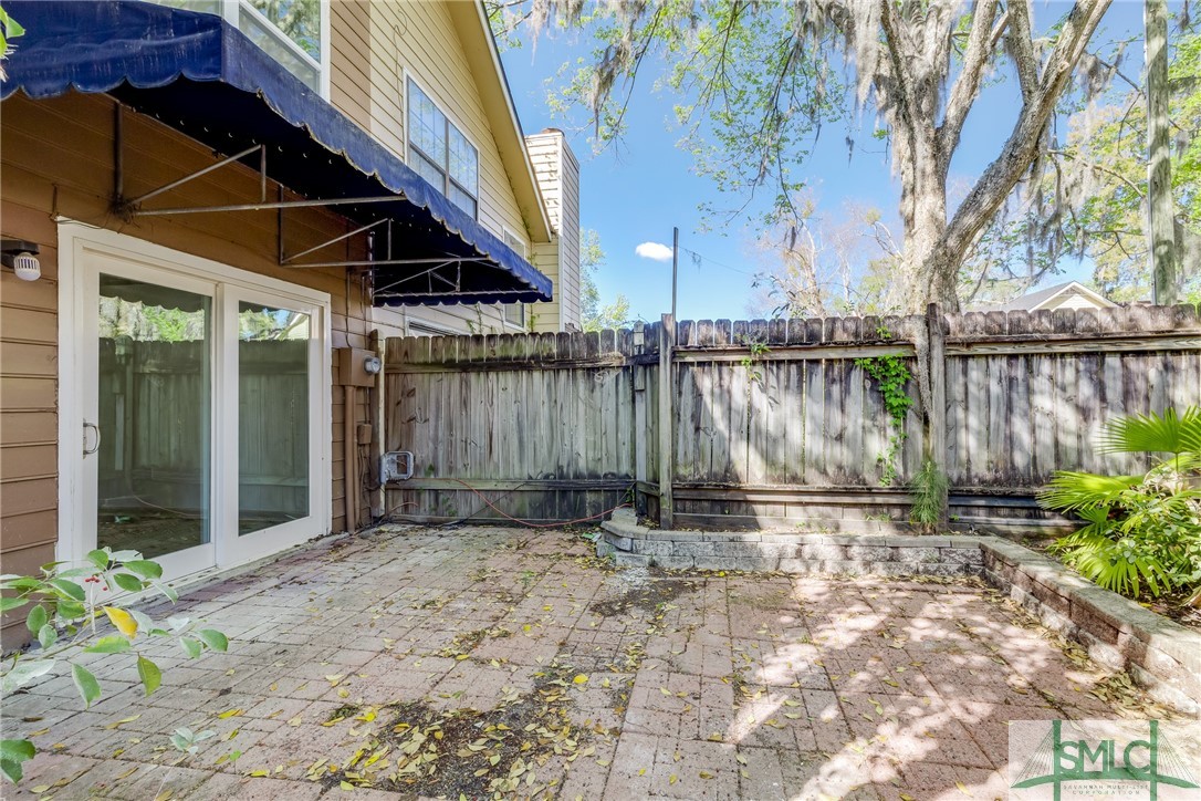 6 Holland Park Court