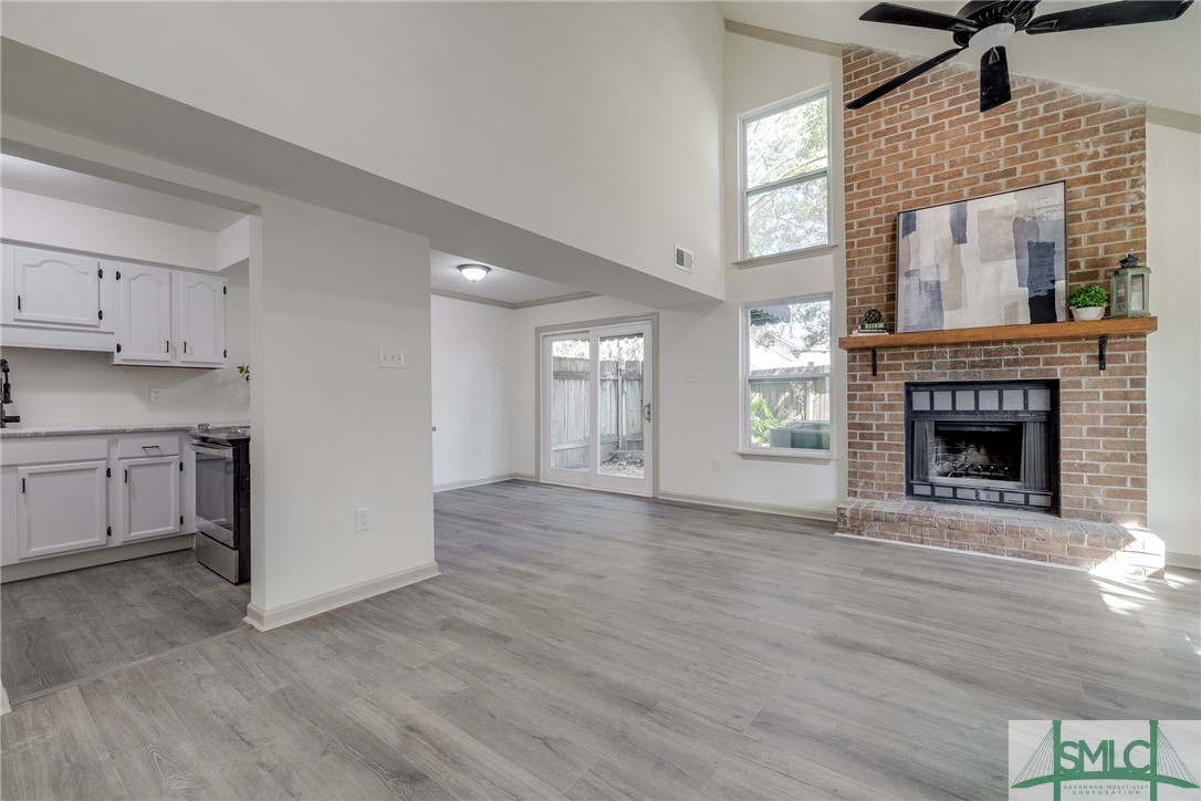 6 Holland Park Court