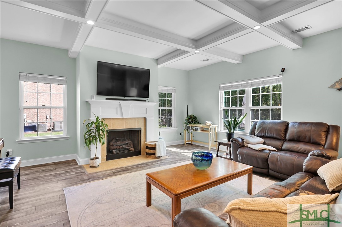 460 Dalcross Drive