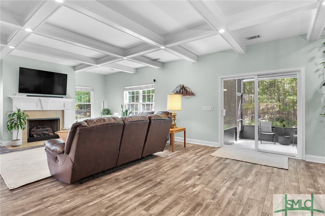 460 Dalcross Drive