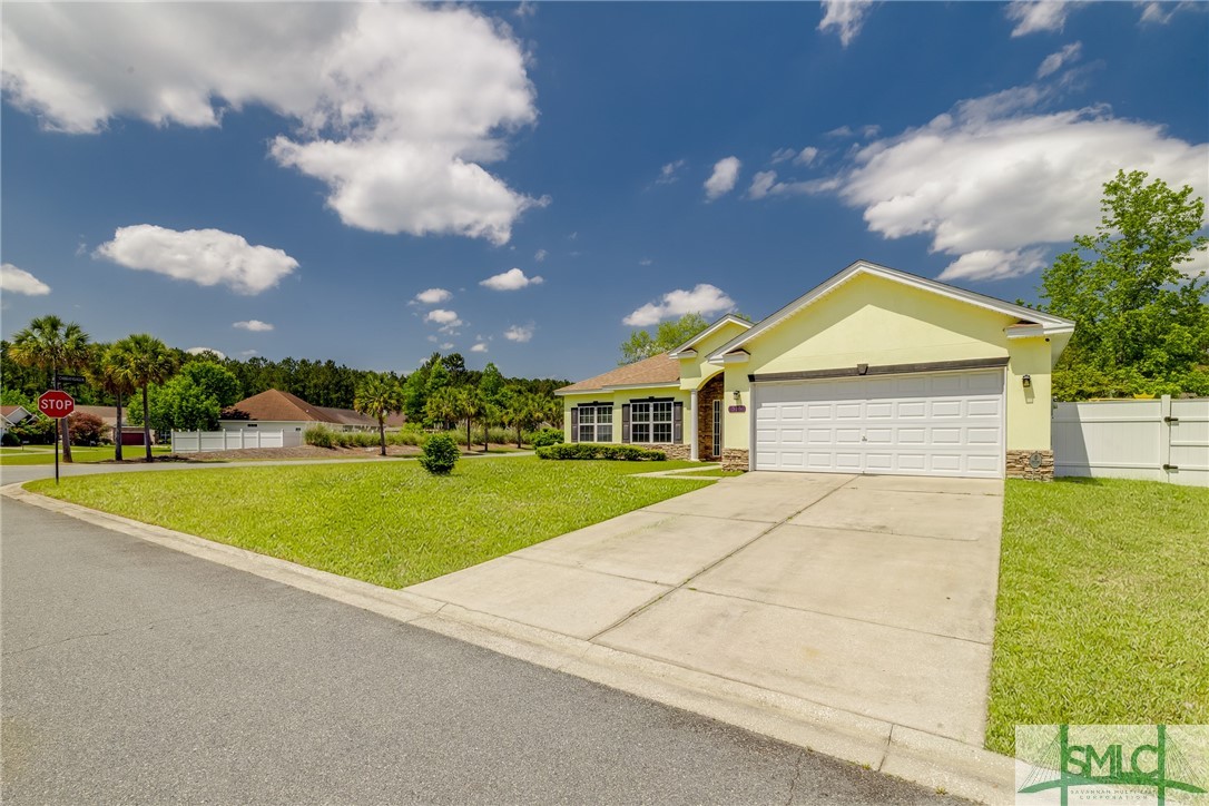 515 Amsonia Circle
