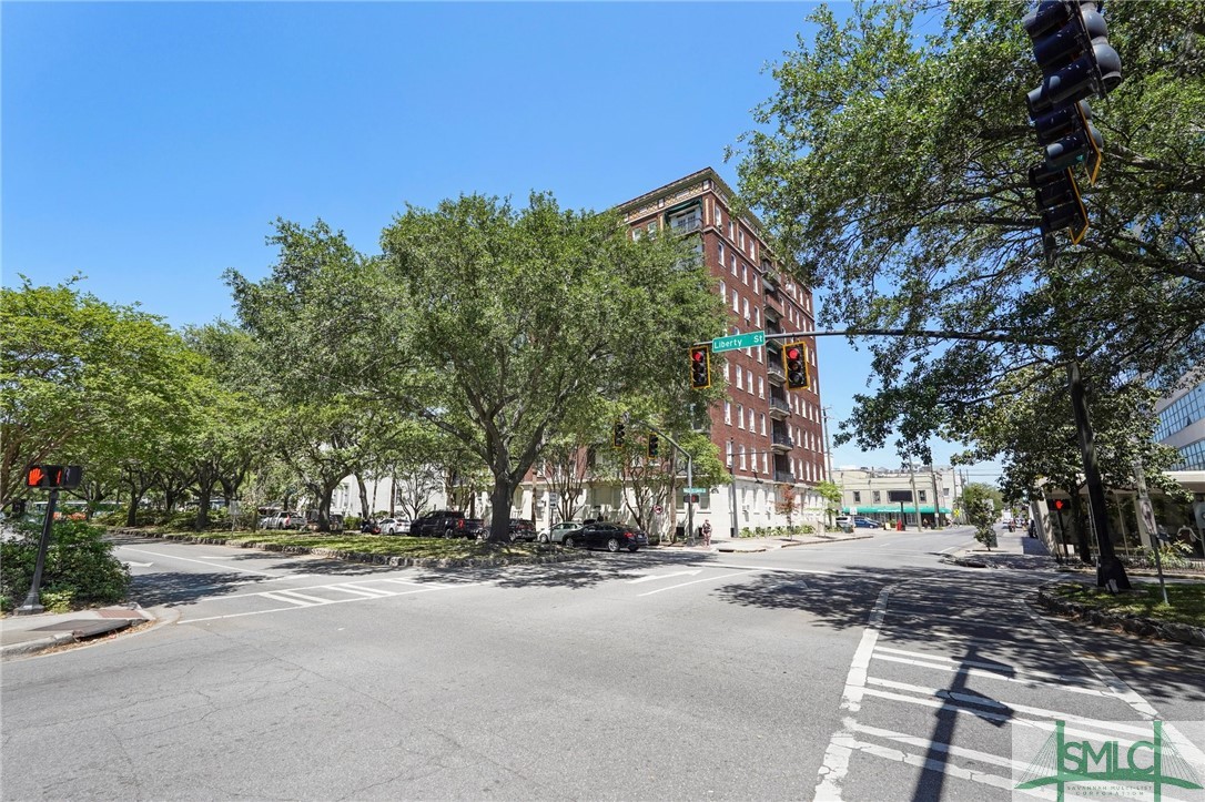 24 E Liberty Street 23