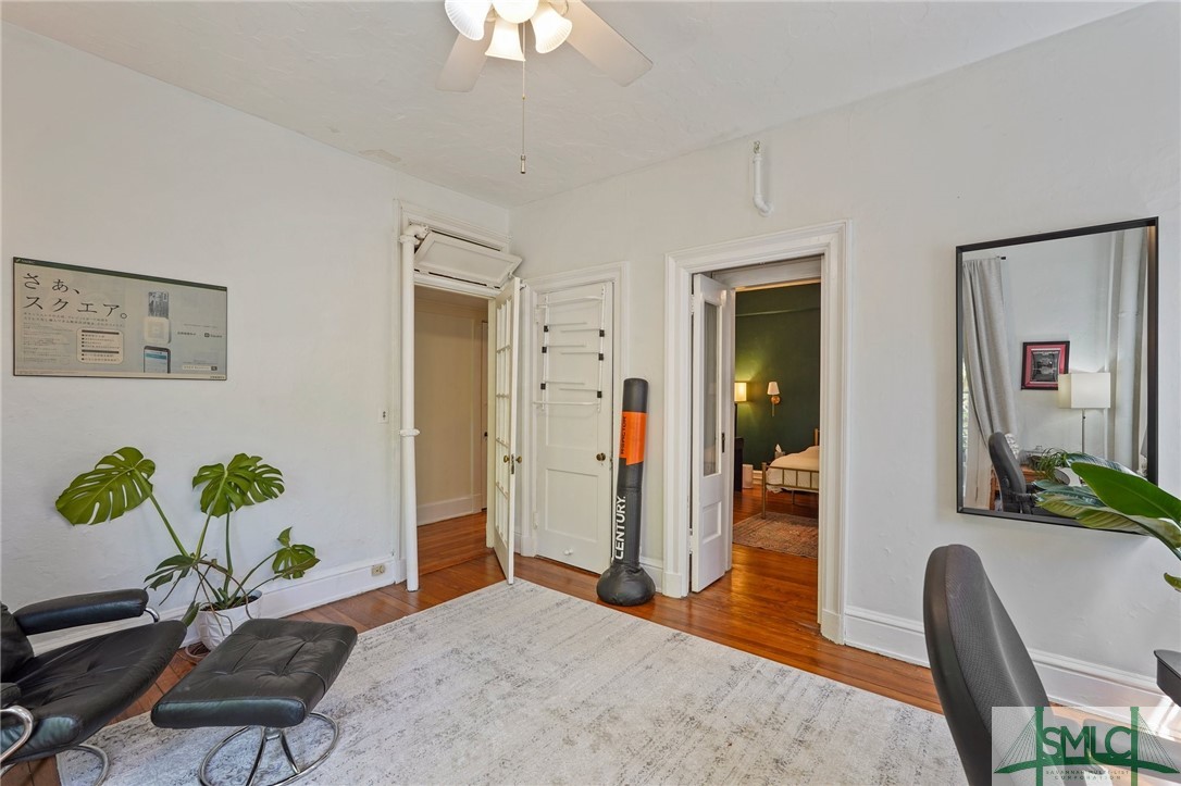 24 E Liberty Street 23