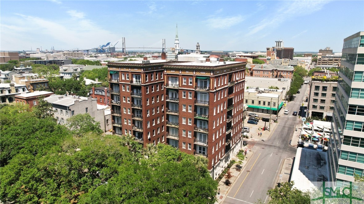 24 E Liberty Street 23
