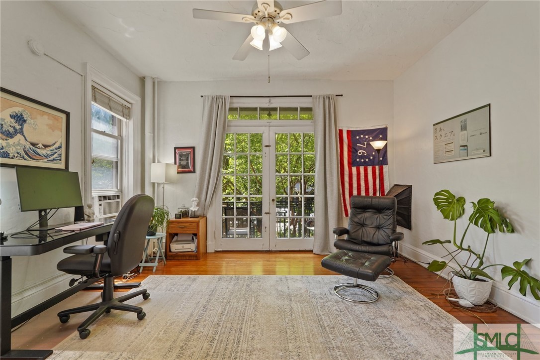 24 E Liberty Street 23
