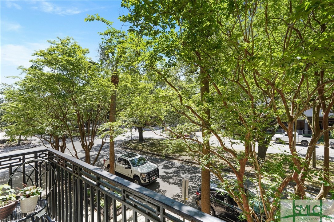 24 E Liberty Street 23