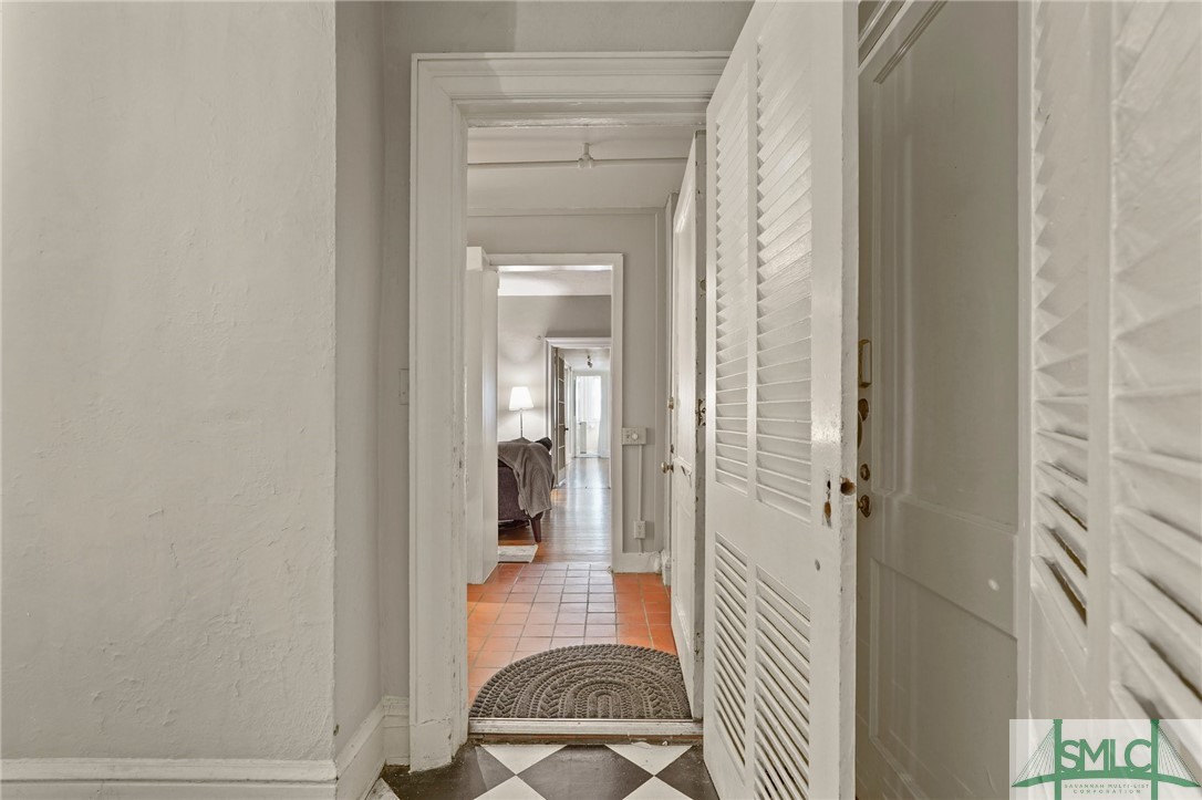 24 E Liberty Street 23
