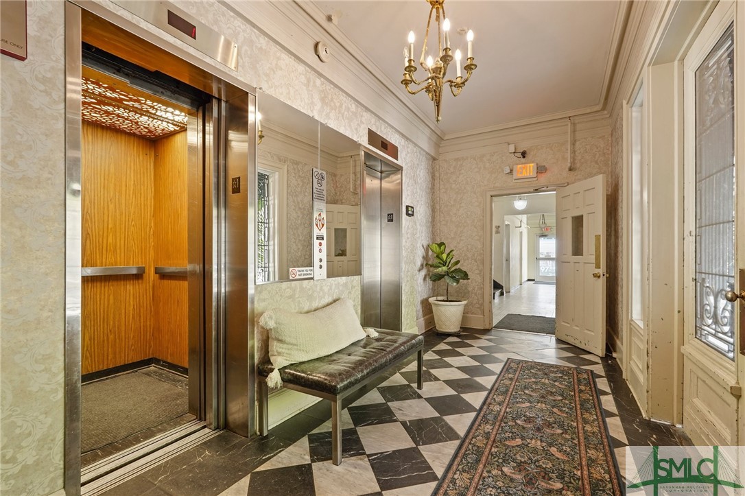 24 E Liberty Street 23