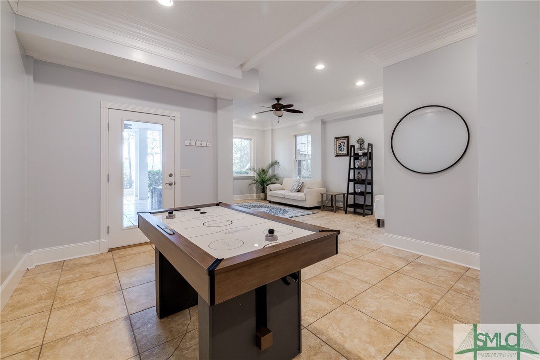 1151 W Mission Lane SE