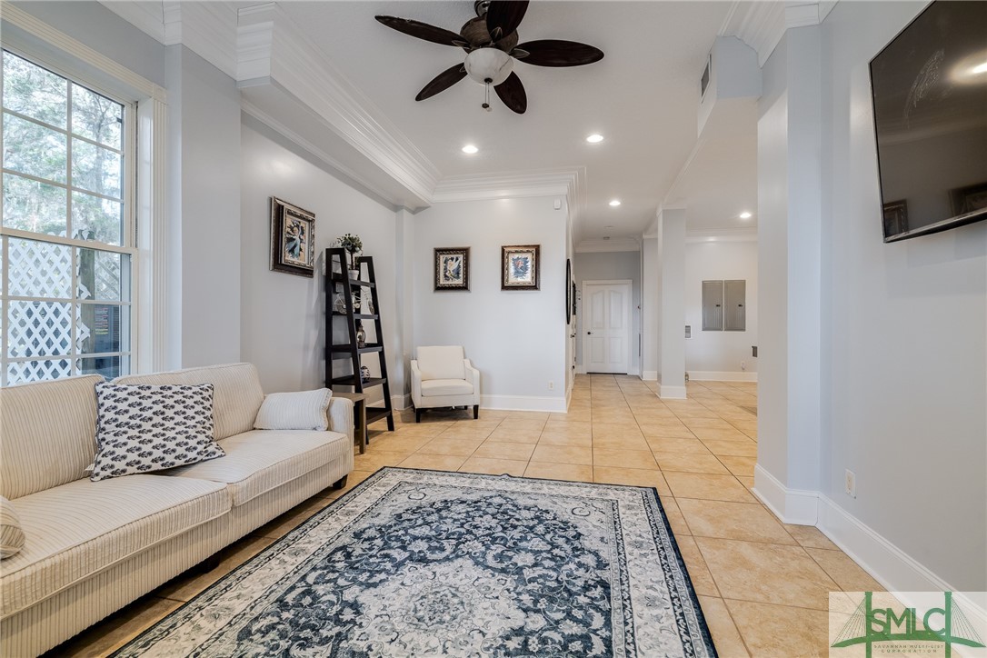 1151 W Mission Lane SE