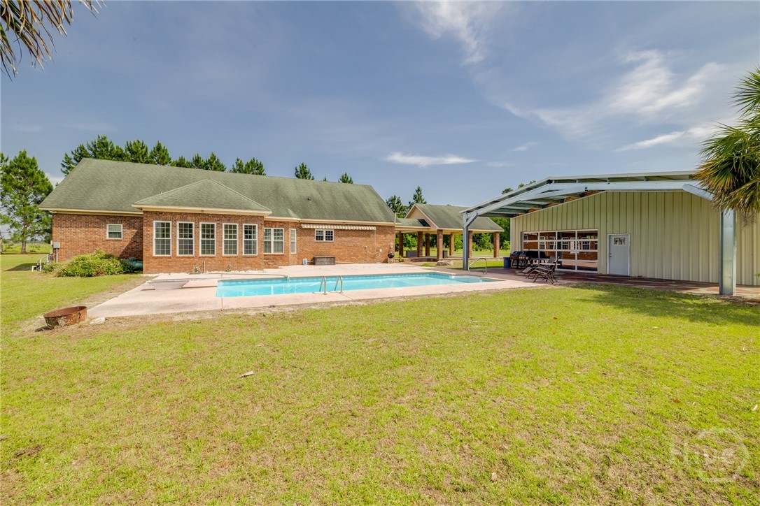 205 Thompson Road