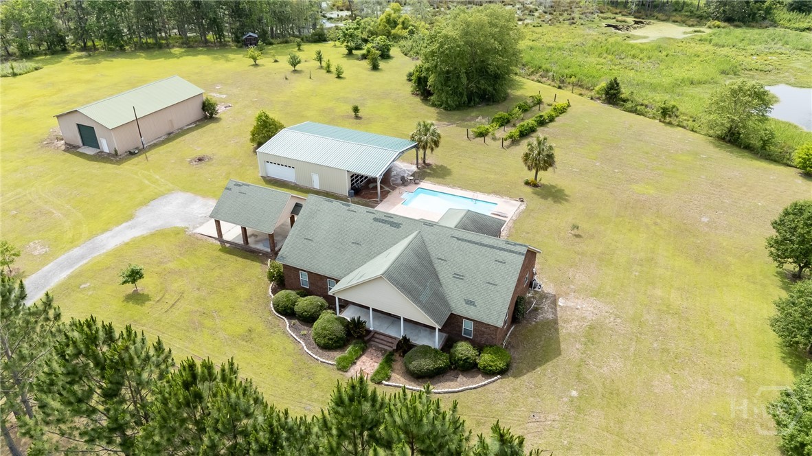 205 Thompson Road