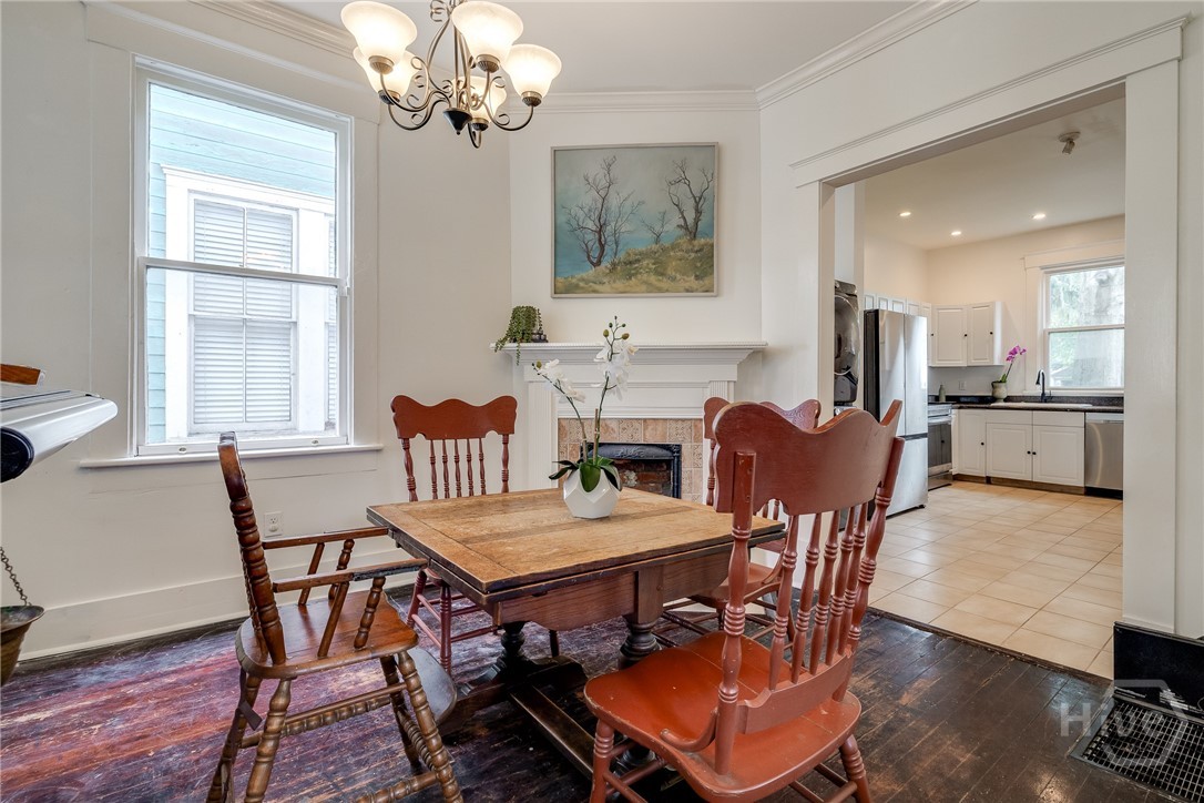 602 W 37th Street