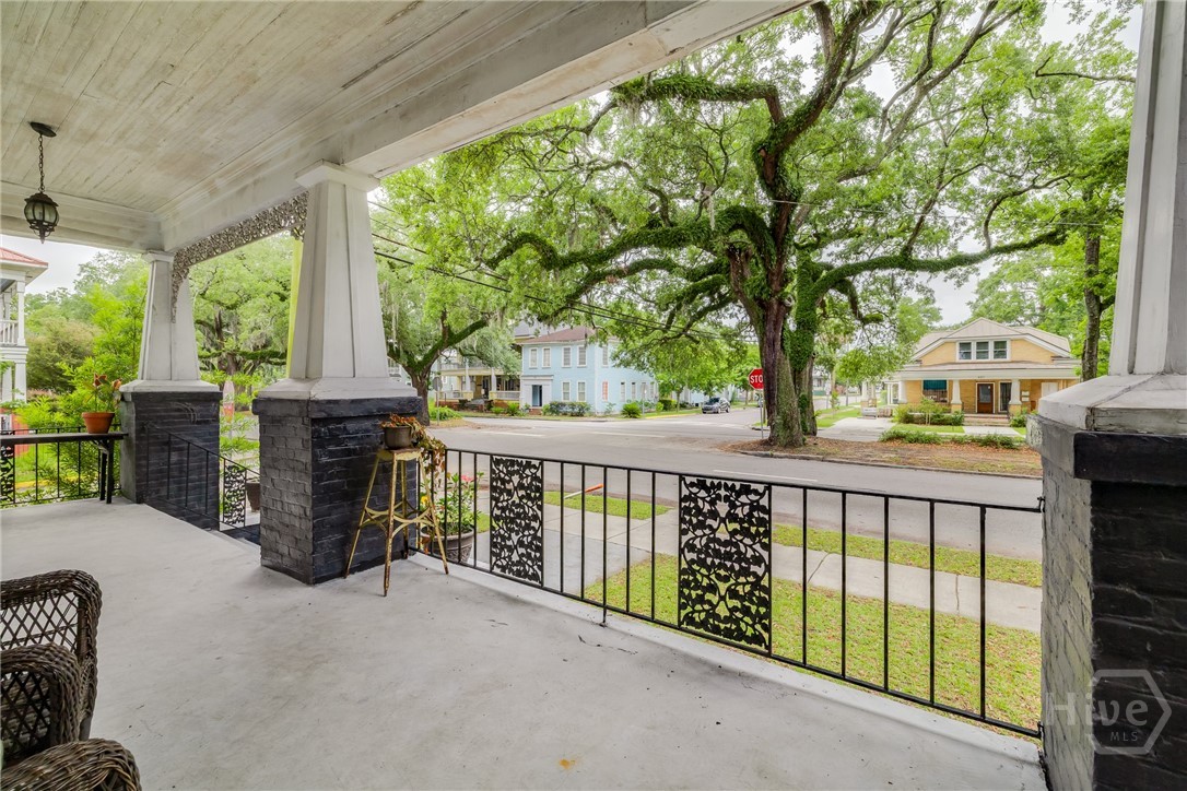 602 W 37th Street
