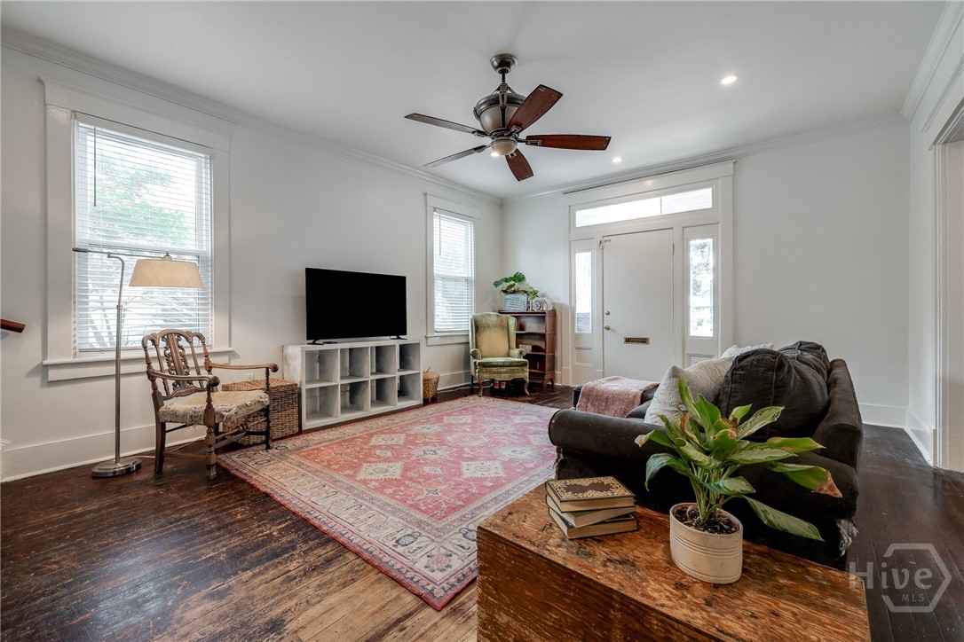 602 W 37th Street