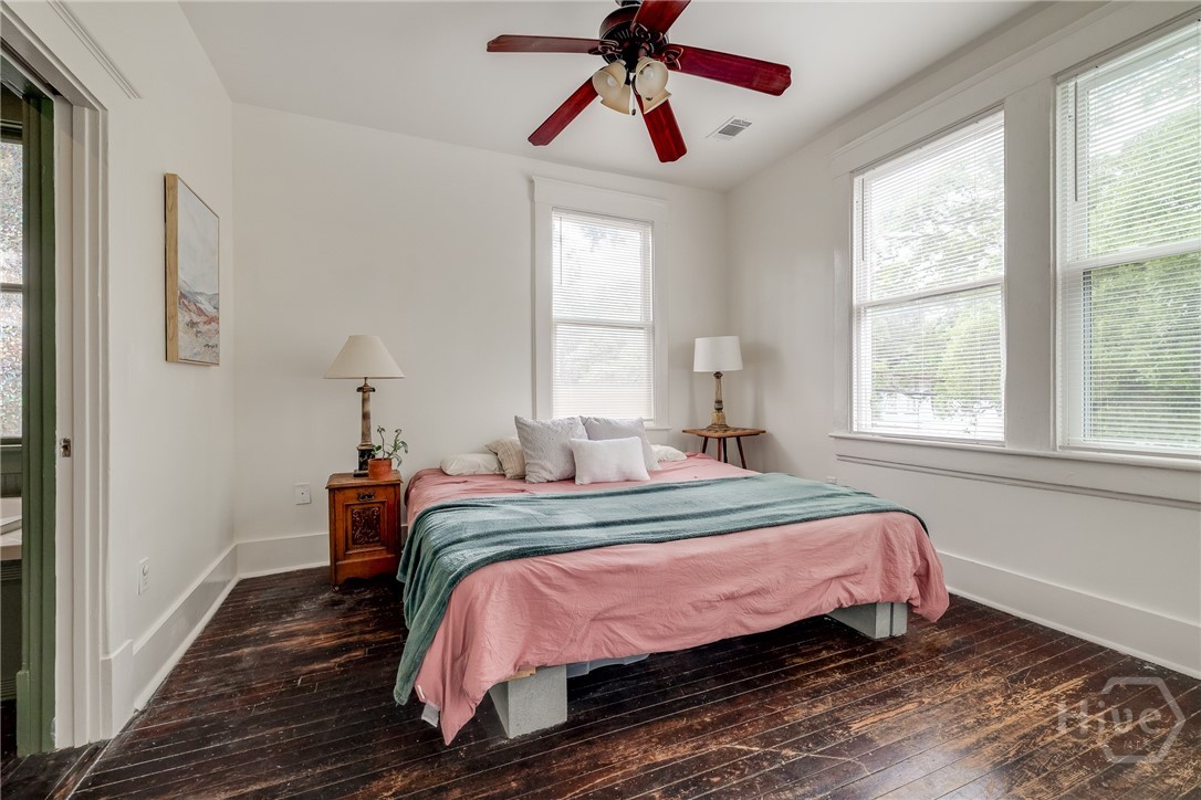 602 W 37th Street