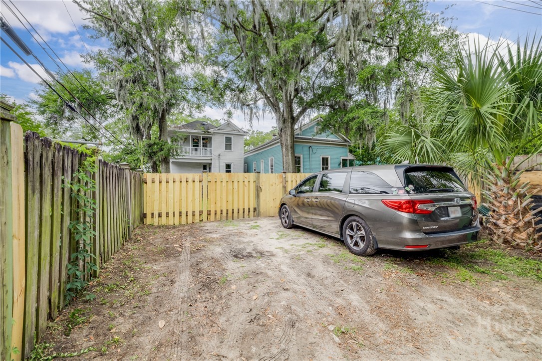 602 W 37th Street