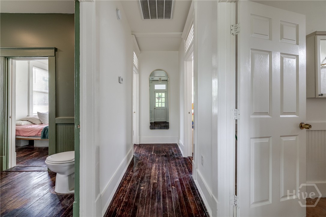602 W 37th Street