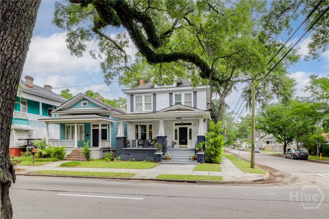 602 W 37th Street