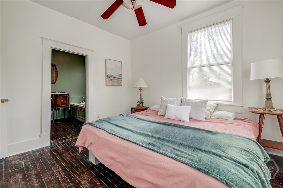 602 W 37th Street