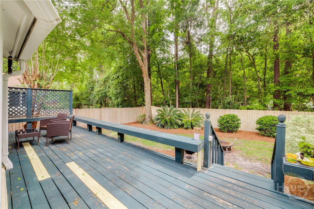 103 W Gazebo Lane