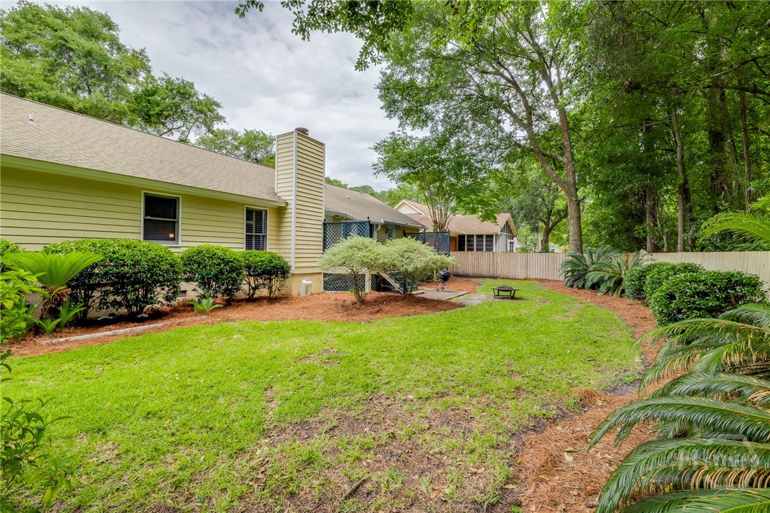 103 W Gazebo Lane